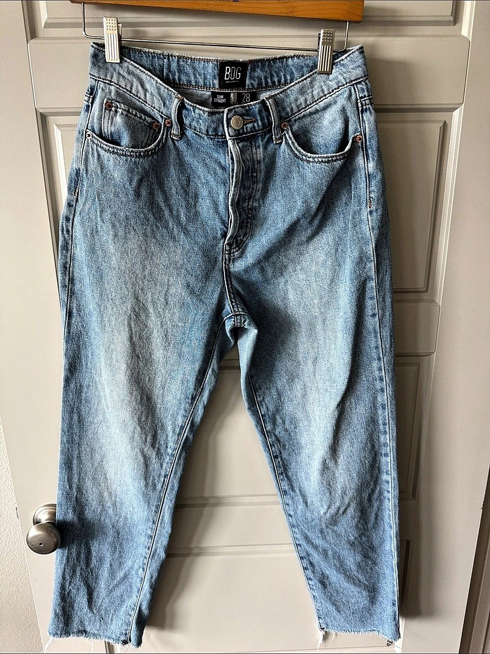 BDG Slim Straight Blue Jeans Waist 28